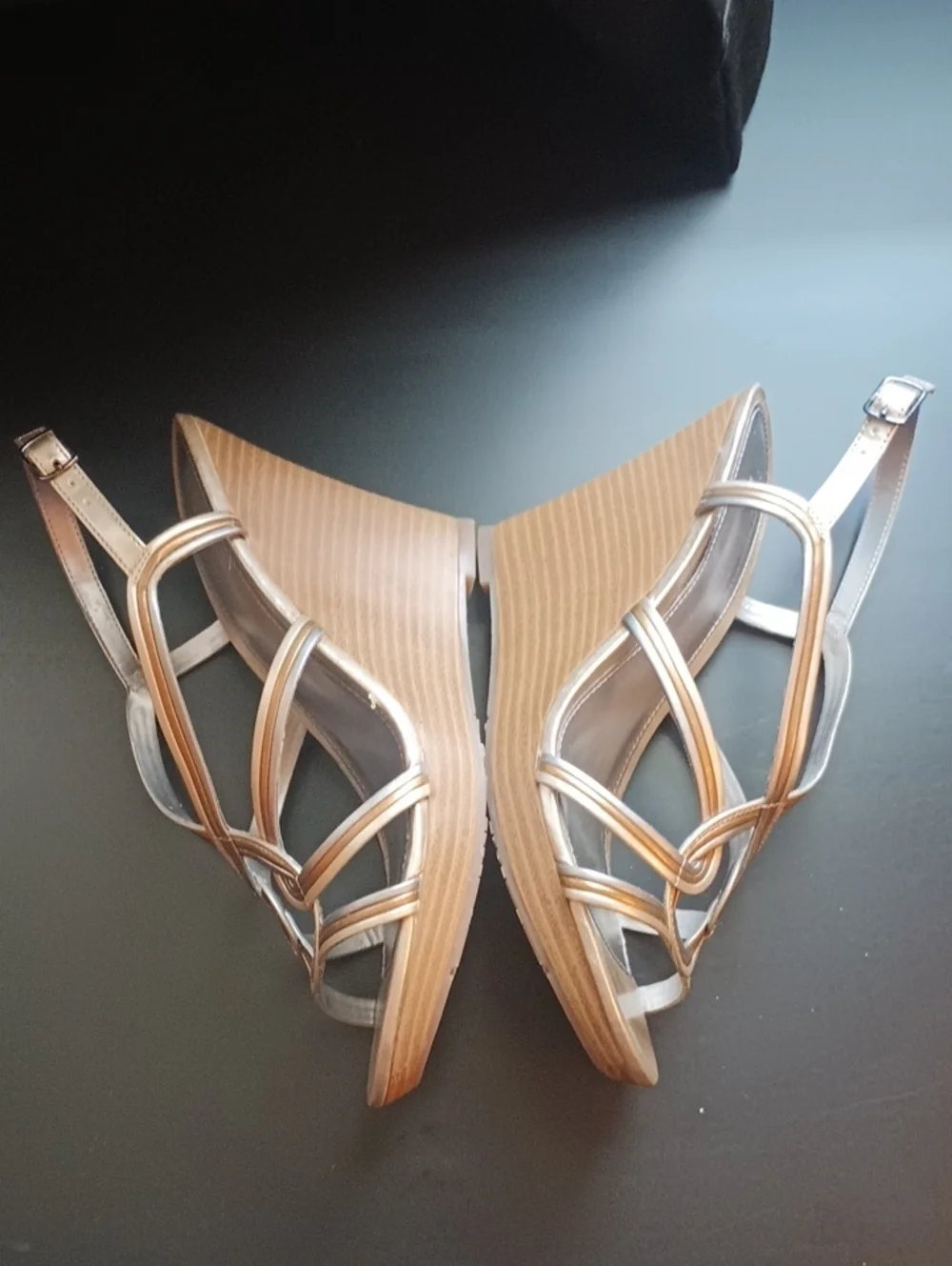 ELLE Metallic Rose Gold Strappy Wedge Sandals Woman's Size 7 Special Occasion